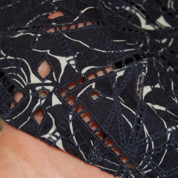 J Crew Unique Cut Out Top in Navy - Picture 6 of 7